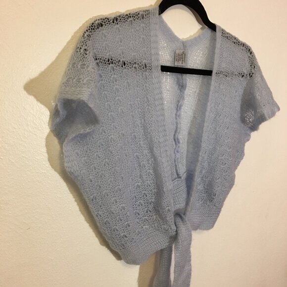 Vintage 50s 60s Wispy Blue Pastel Cropped Tie Front Sweater Dainty Cardigan (IB) - Picture 5 of 9